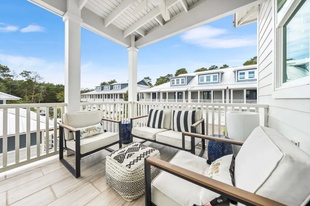 8b2db093 4c2f 4ece af37 117c390d6a6d