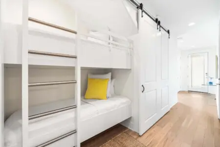 c2aa1ecf 76b6 4cf8 9578 d012881ec33e